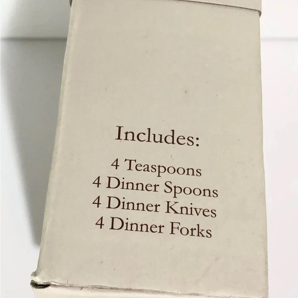 Artistic Accents Gold 16-Piece Flatware Set
